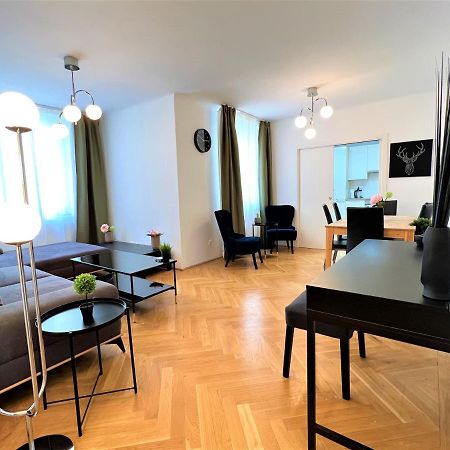 Unique Apartment Center فيينا المظهر الخارجي الصورة