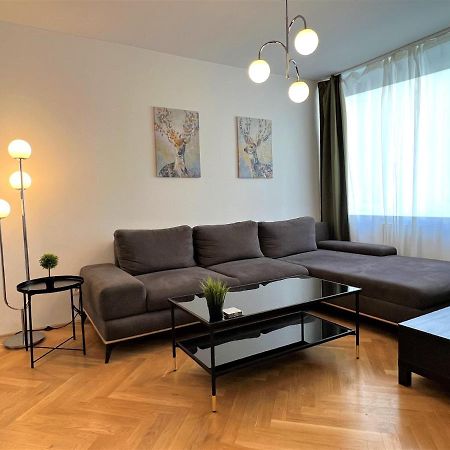 Unique Apartment Center فيينا المظهر الخارجي الصورة